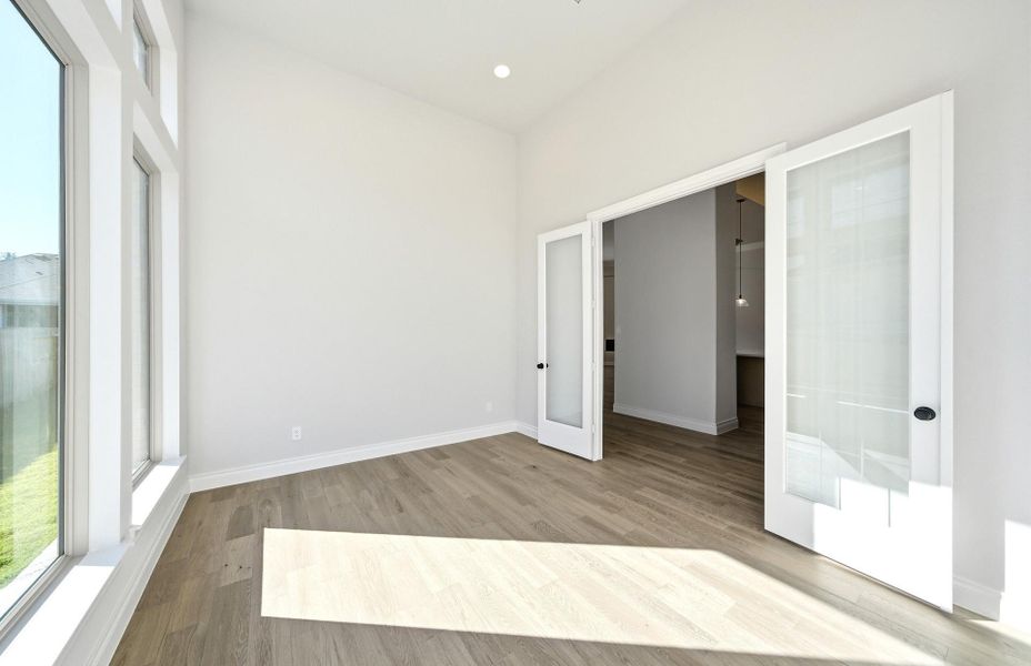 Spacious, unfurnished interior of a new home in Artavia 70′, Conroe (Image 58). Spacious, unfurnished interior of a new home in Artavia 70′, Conroe (Image 58).