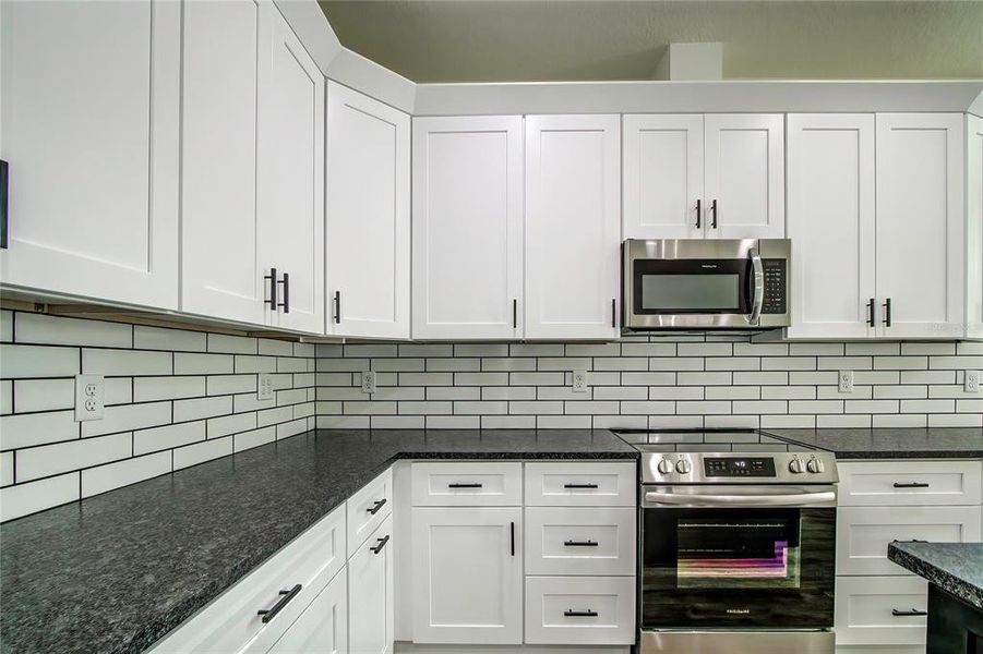 Image 15 of a home in .