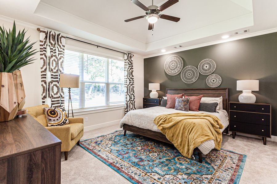 Representative furnished interior of a home built from the Townsend by Grant & Co in Lockwood, Collierville (Image 19).