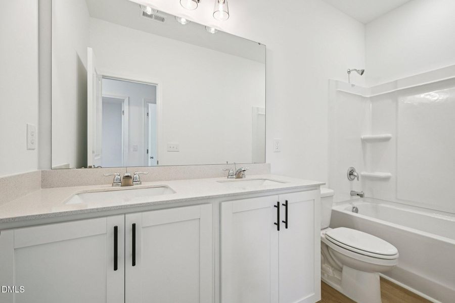 40-web-or-mls-Ken Dr-S1704-040