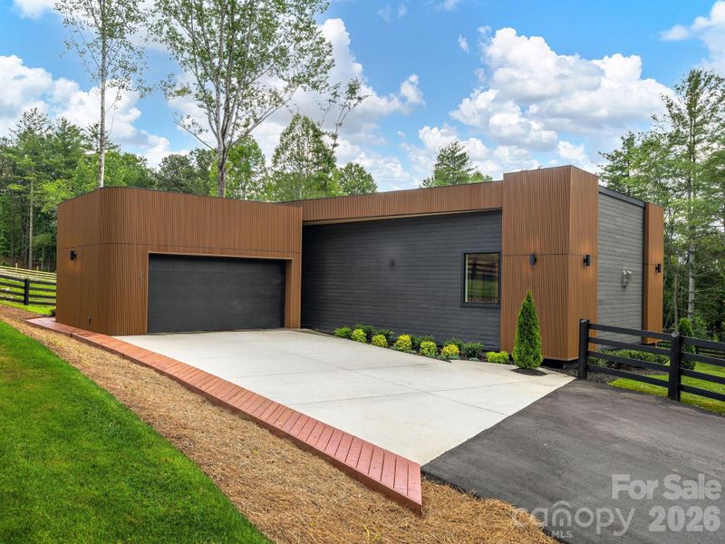 Image 23 of a home in .