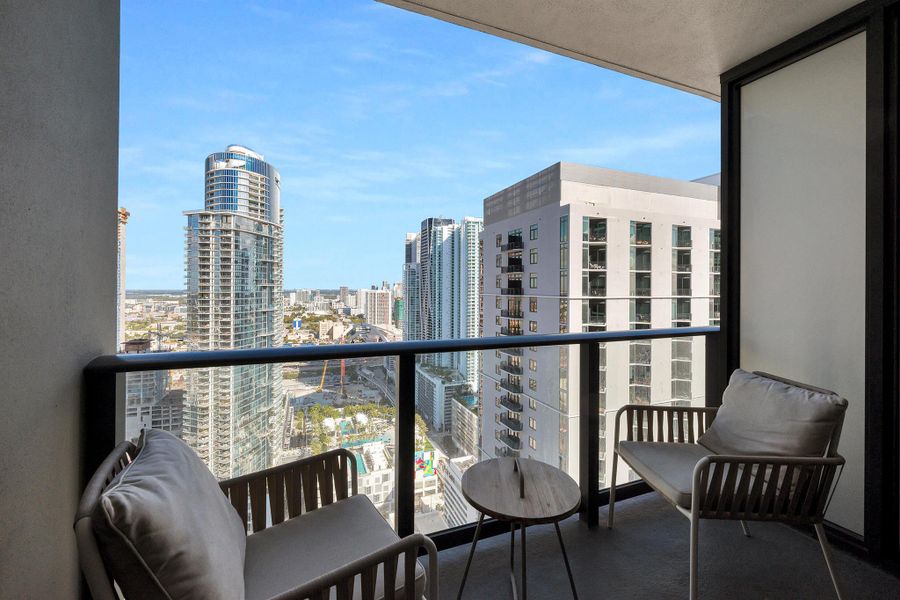 Condo located in Miami, FL showcasing its design and architecture (Image 23).