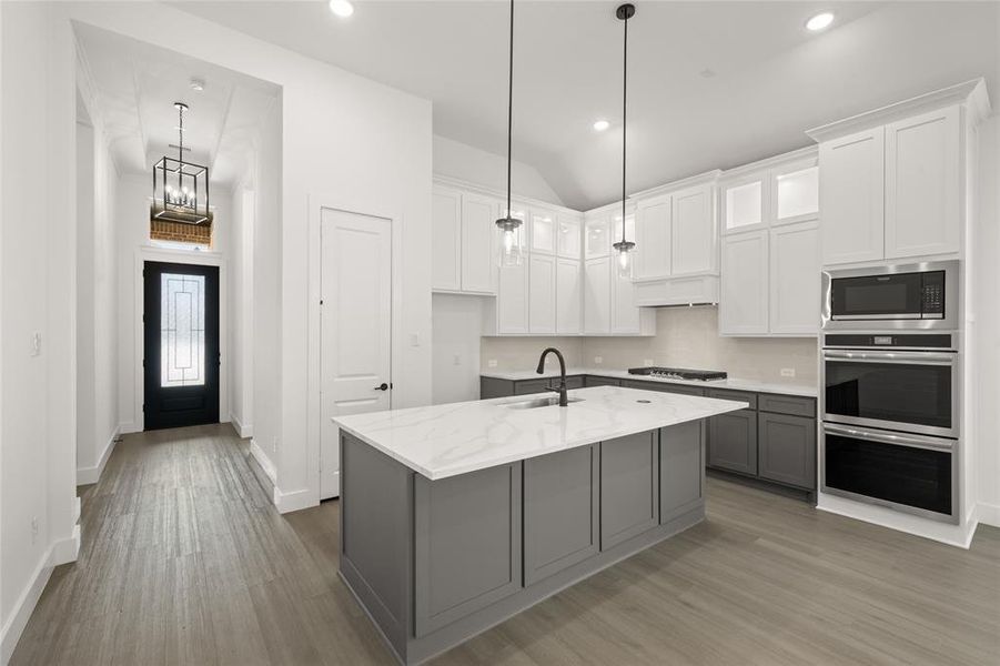 2211 Pelican- Kitchen-1 2211 Pelican- Kitchen-1