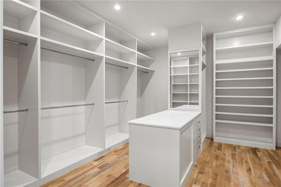 Image 35 of a home in .