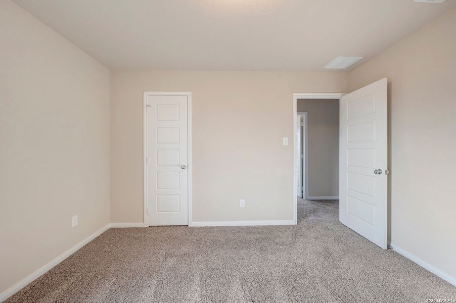 Spacious, unfurnished interior of a new home in Agave, San Antonio (Image 27). Spacious, unfurnished interior of a new home in Agave, San Antonio (Image 27).