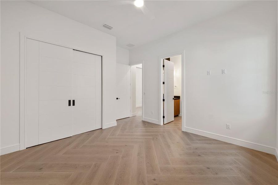Spacious, unfurnished interior of a new home in , Oldsmar (Image 19). Spacious, unfurnished interior of a new home in , Oldsmar (Image 19).