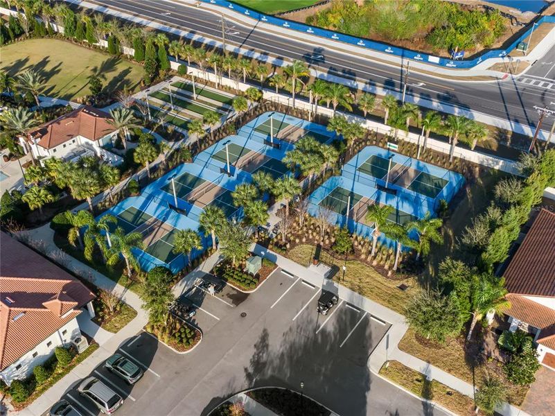 Community amenities in Southshore Bay Active Adult, Wimauma (Image 24).