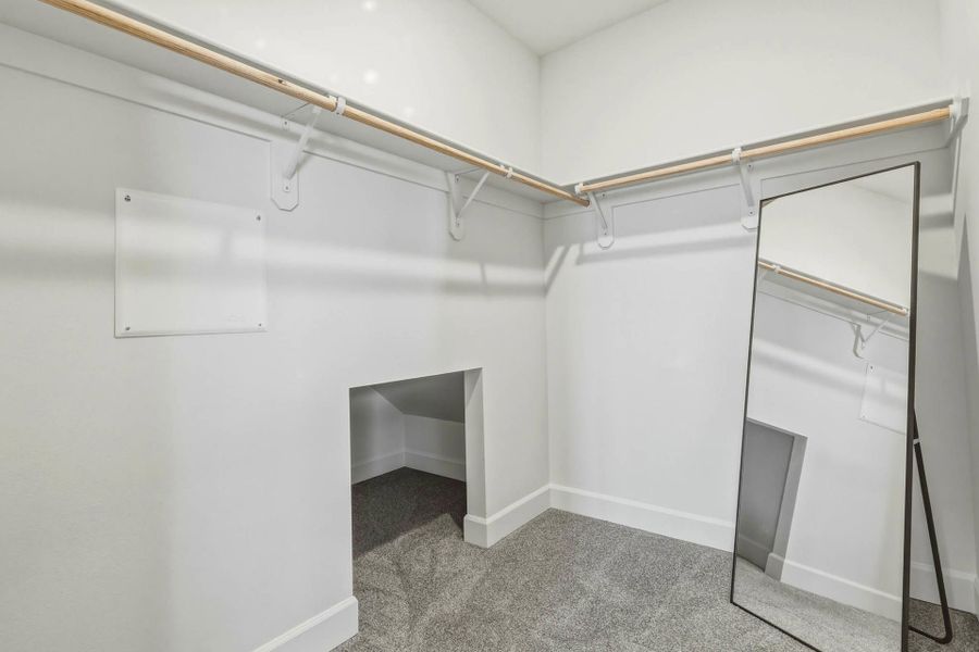 Spacious, unfurnished interior of a new home in Upland Meadows, Hermiston (Image 21).