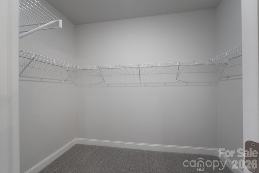 Spacious, unfurnished interior of a new home in Cardiff Glyn, Catawba (Image 33).