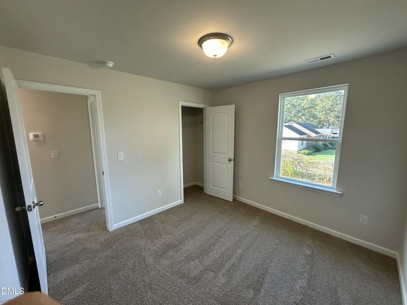 Bedroom 3 pic 2