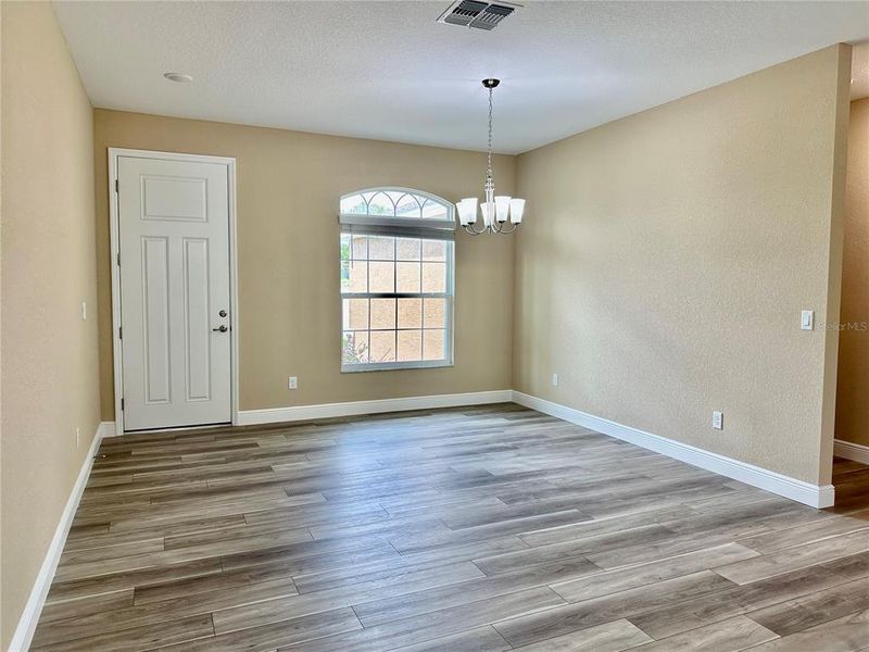 Spacious, unfurnished interior of a new home in , Weeki Wachee (Image 56).