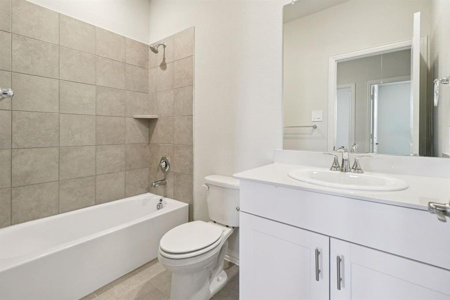 Image 40 of a home in Lakehaven - Premier Series.