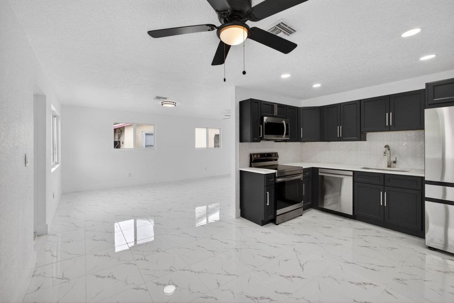 11-web-or-mls-5D1A8687