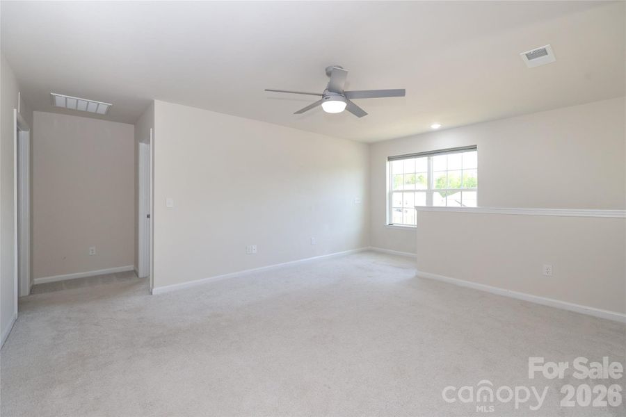 Spacious, unfurnished interior of a new home in , Mooresville (Image 40).