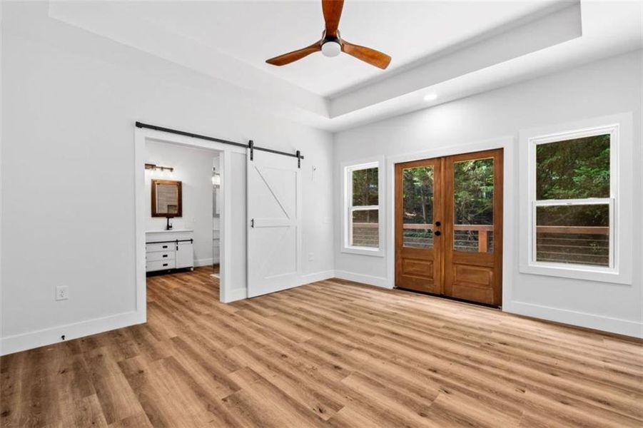 Spacious, unfurnished interior of a new home in , Ellijay (Image 17).