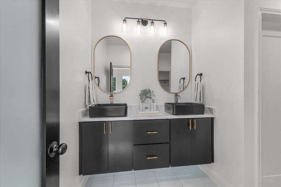 Furnished interior view inside a new home in , Fort Worth (Image 16).