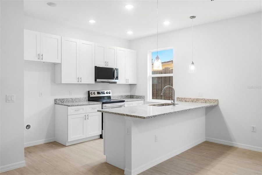Furnished interior view inside a new home in , Eustis (Image 12).
