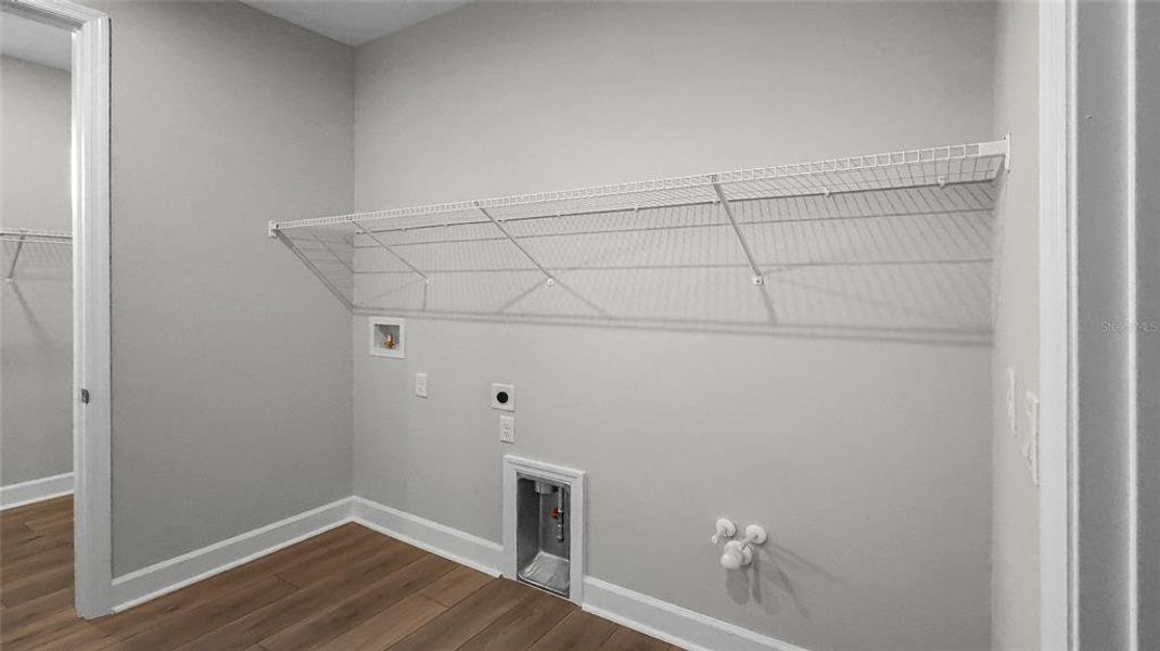 Spacious, unfurnished interior of a new home in Cresswind at Hammock Oaks, Lady Lake (Image 36). Spacious, unfurnished interior of a new home in Cresswind at Hammock Oaks, Lady Lake (Image 36).