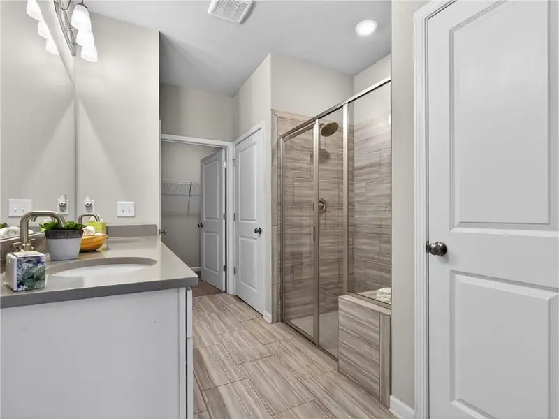 Furnished interior view inside a new home in Creekwood, Powder Springs (Image 6).