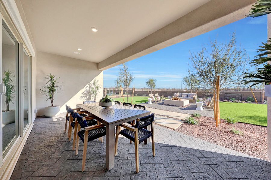 Representative exterior details of a home built from the Burgundy by Mattamy Homes in Tierra Vistoso, Surprise (Image 25).