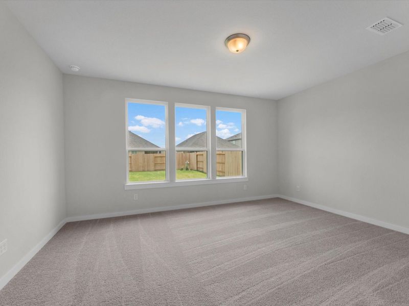 Spacious, unfurnished interior of a new home in Mason Woods, Cypress (Image 9).