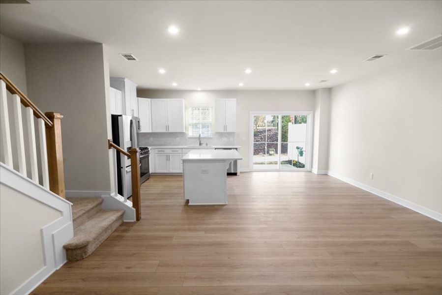 Spacious, unfurnished interior of a new home in Layton Hall, Mauldin (Image 15).