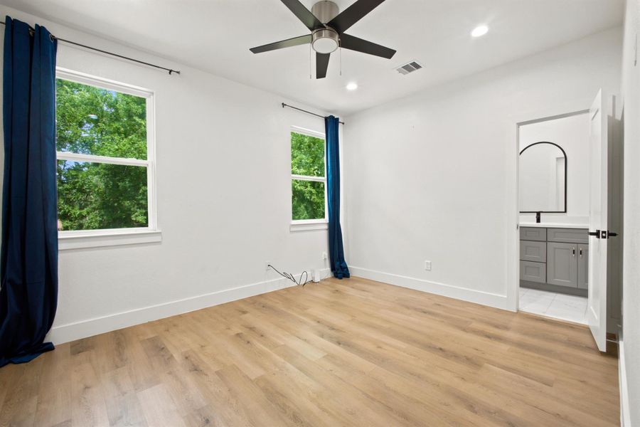 Spacious, unfurnished interior of a new home in , Houston (Image 39). Spacious, unfurnished interior of a new home in , Houston (Image 39).