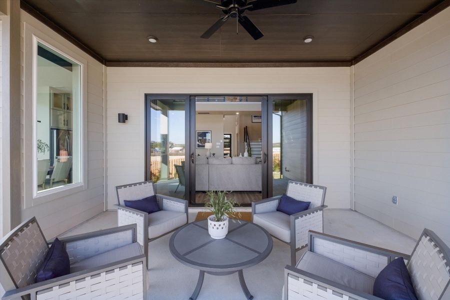 Representative exterior details of a home built from the Guadalupe by Scott Felder Homes in Esperanza, Boerne (Image 3).