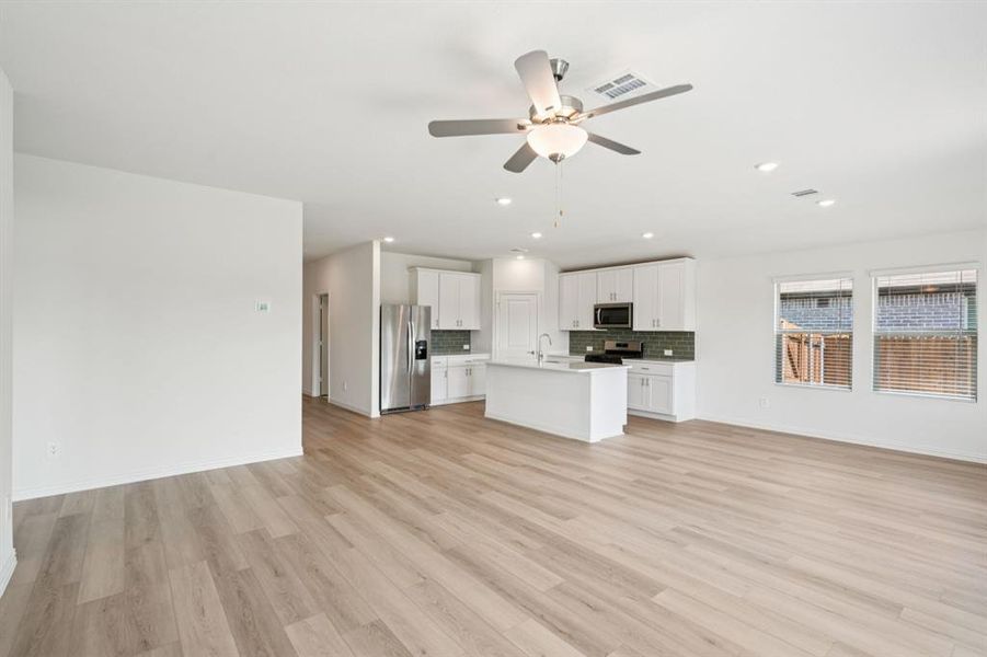 Photo is not of the actual home, but is an inspirational photo of builder’s model home and may depict options, furnishings, and/or decorator features that are not included.