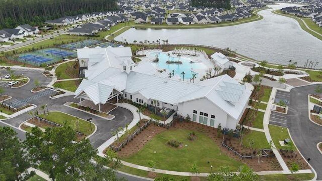 Community amenities in Horizons at Summers Corner | 55+, Summerville (Image 27).