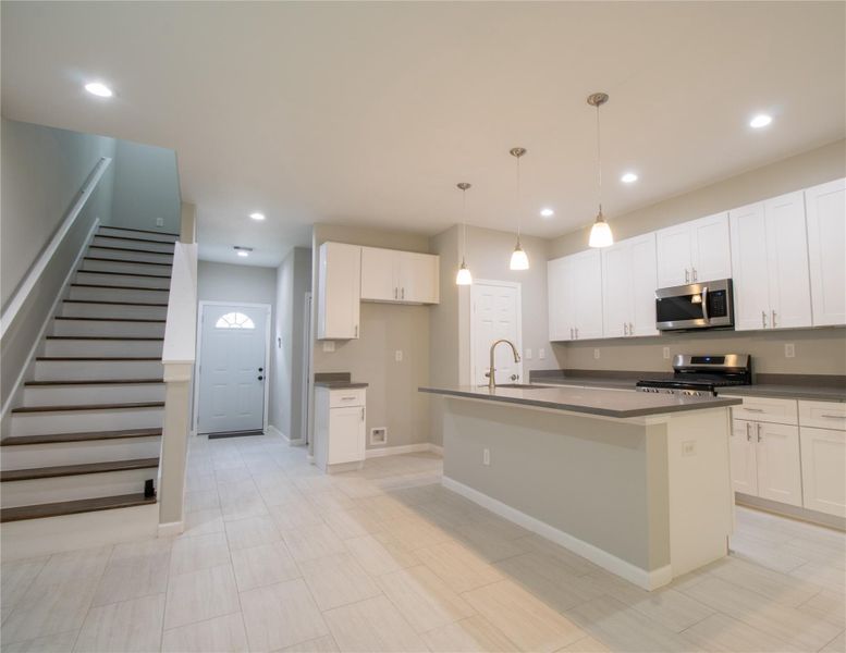 Image 20 of a home in .