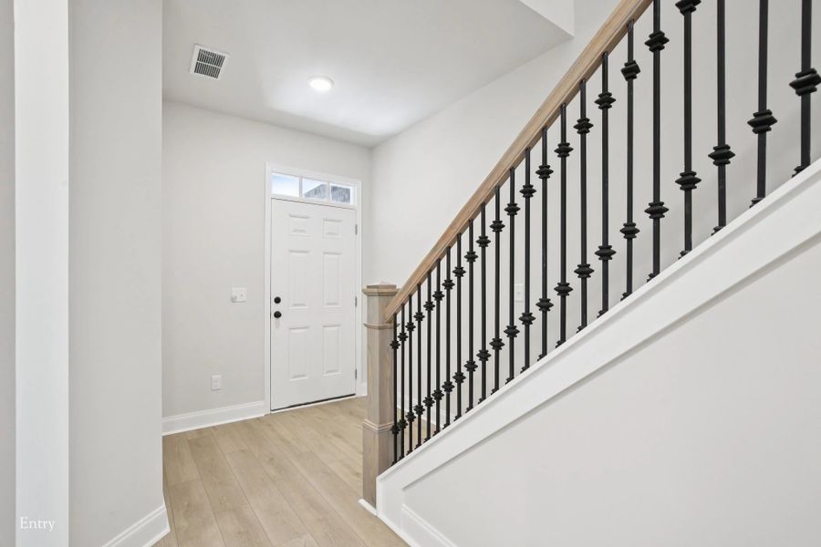 Spacious, unfurnished interior of a new home in Promenade at Clari Park, Murfreesboro (Image 13).