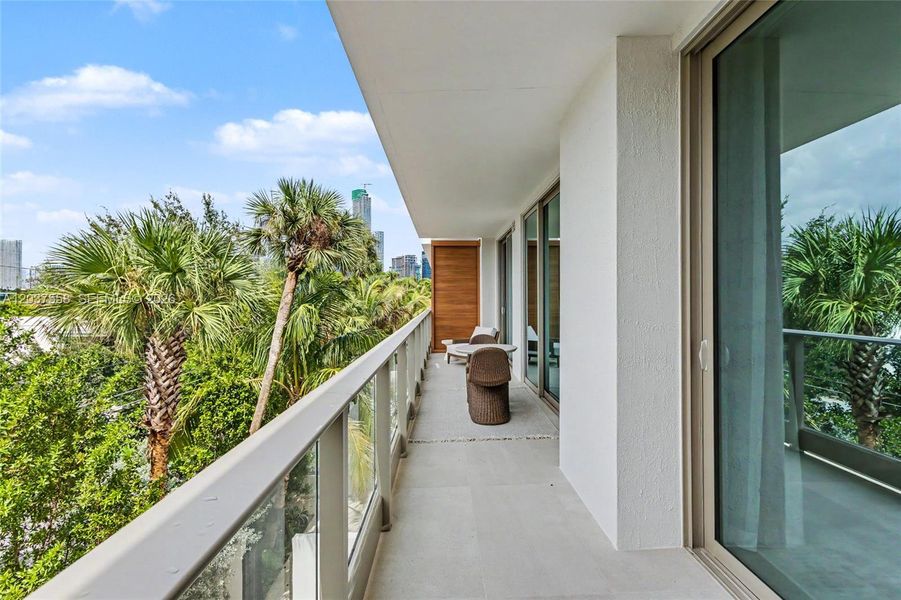 Exterior details and patio area of a home in 2200 Brickell, Miami (Image 2). Exterior details and patio area of a home in 2200 Brickell, Miami (Image 2).