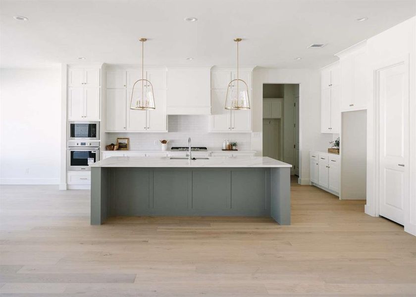 Furnished interior view inside a new home in , Weatherford (Image 5).