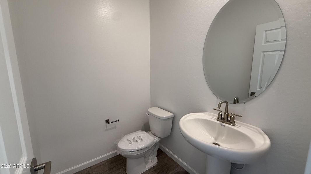 011 - Powder Bathroom 011 - Powder Bathroom