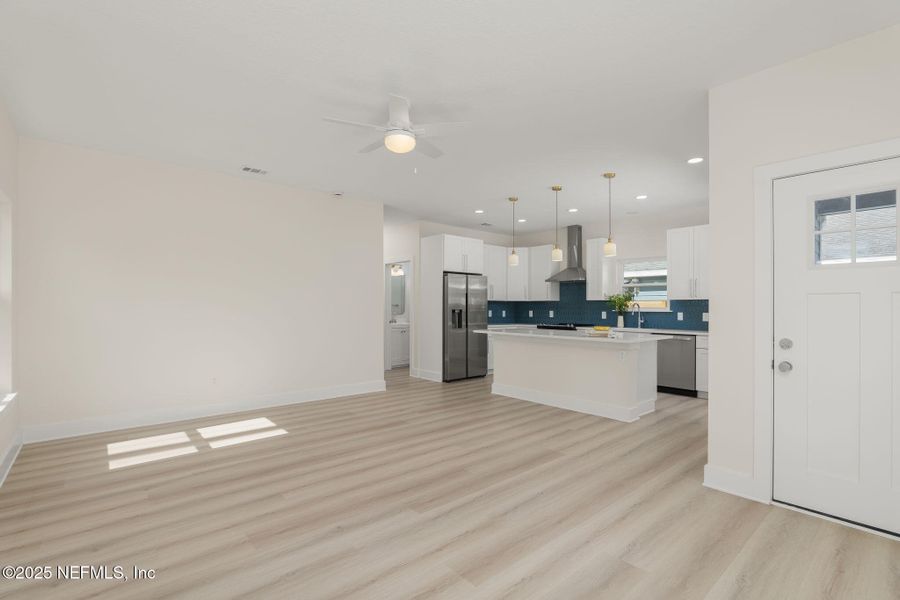 Spacious, unfurnished interior of a new home in , St. Augustine (Image 14).