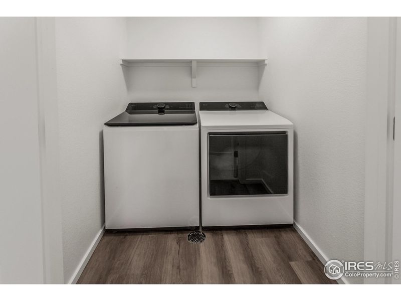 Laundry room with washer/dryer included!