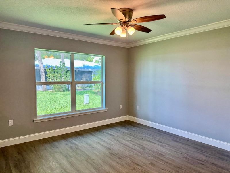 Spacious, unfurnished interior of a new home in , Okeechobee (Image 15).