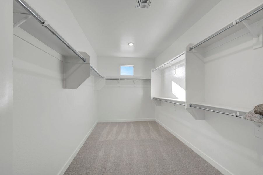 Spacious, unfurnished interior of a new home in Soleo, San Tan Valley (Image 25).