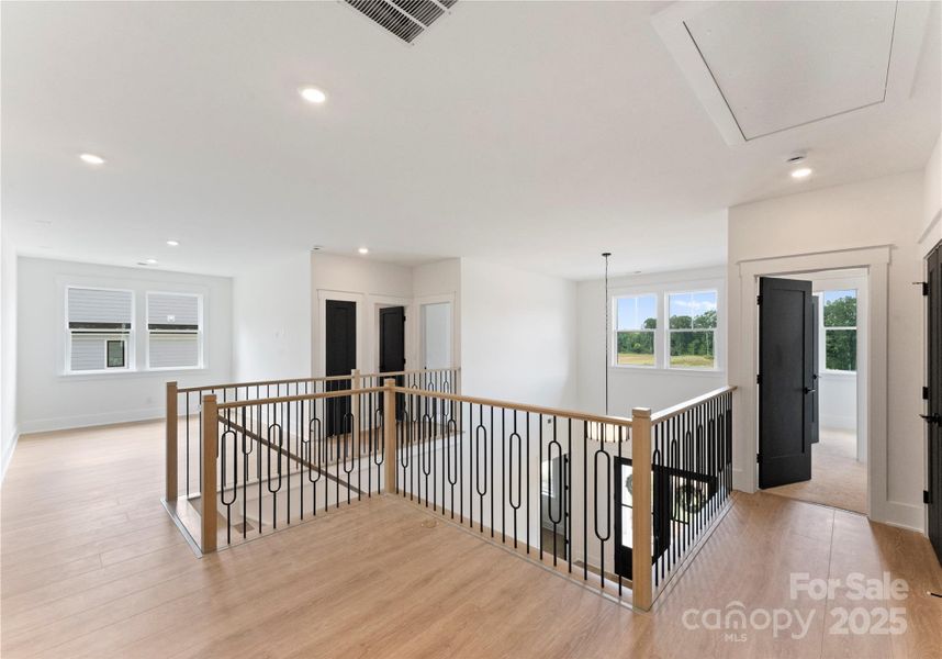 Image 29 of a home in .