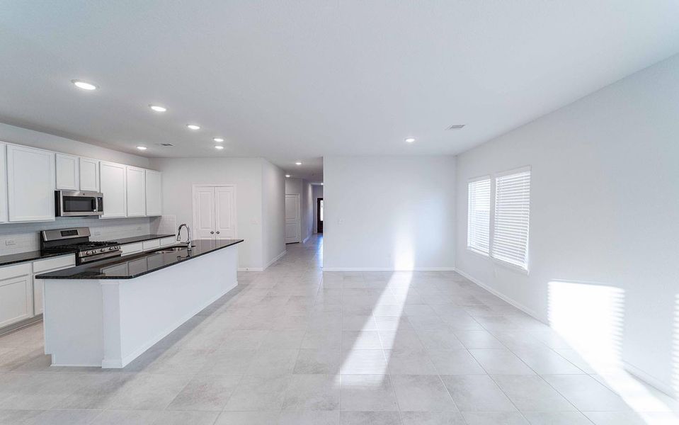 Image 29 of a home in Cielo.