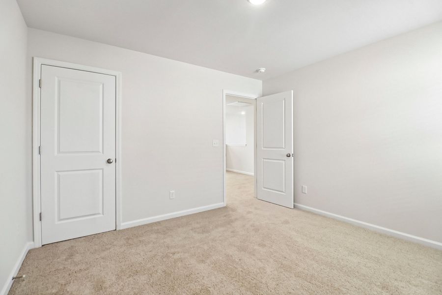 Spacious, unfurnished interior of a new home in Victorywoods Village, Columbia (Image 24).