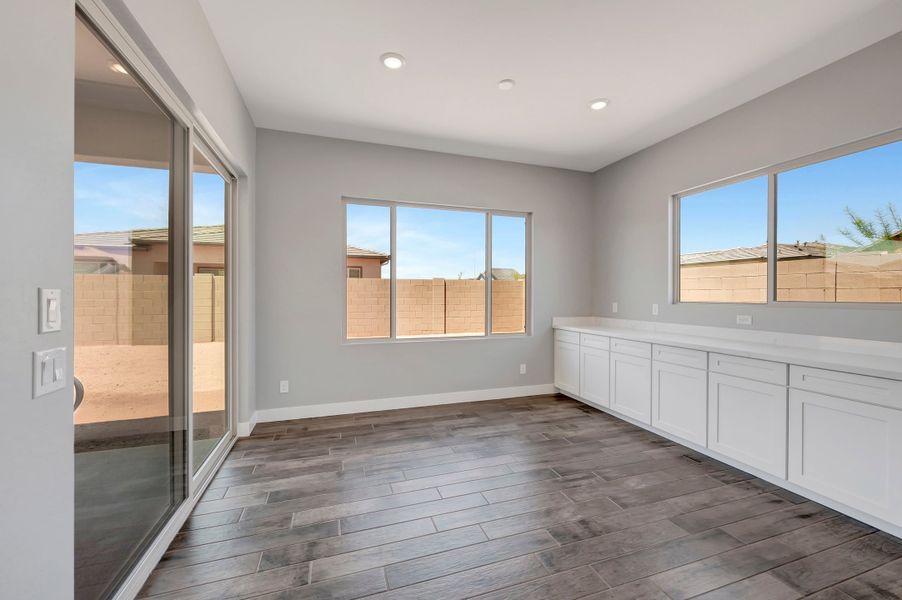 Spacious, unfurnished interior of a new home in Blossom Rock, Apache Junction (Image 31). Spacious, unfurnished interior of a new home in Blossom Rock, Apache Junction (Image 31).