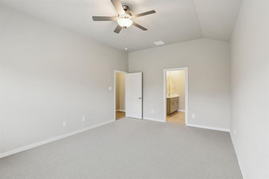 Photo is not of the actual home, but is an inspirational photo of builder’s model home and may depict options, furnishings, and/or decorator features that are not included.