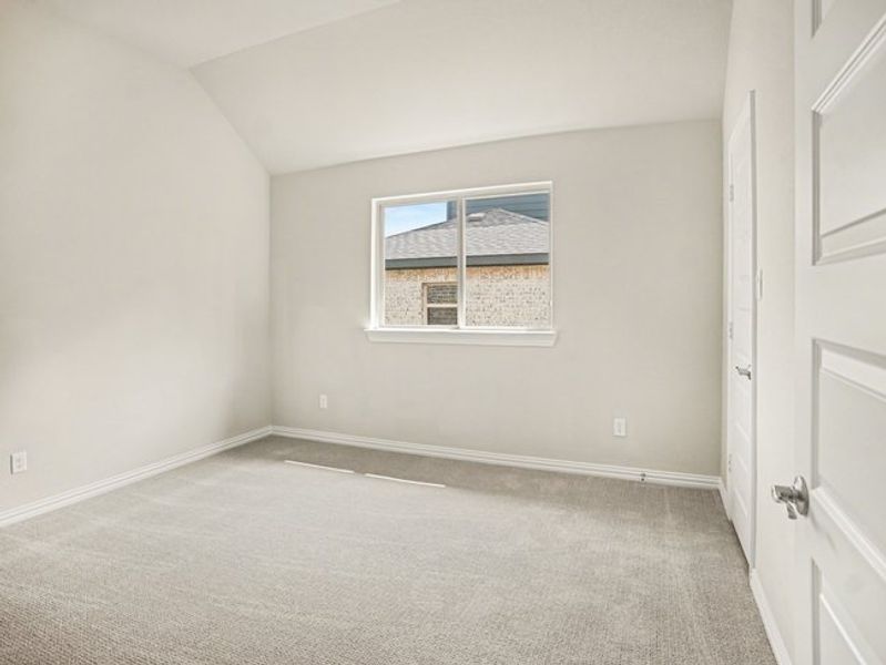 Spacious, unfurnished interior of a new home in Cole Crossing Estates, DeSoto (Image 30).