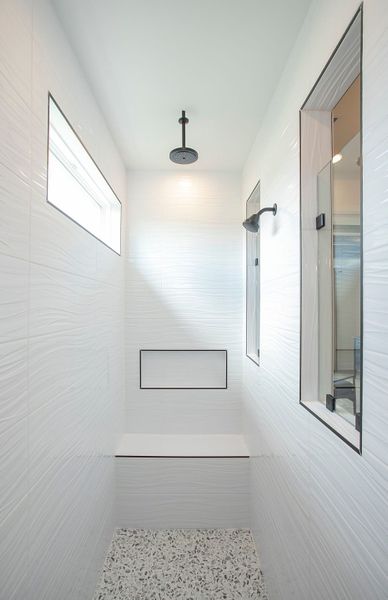 Stellar Owner's Bathroom in new home construction by Del Webb Homebuilders Nashville