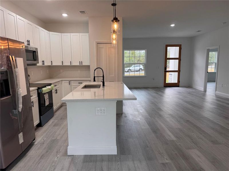 Furnished interior view inside a new home in , Ocala (Image 4).