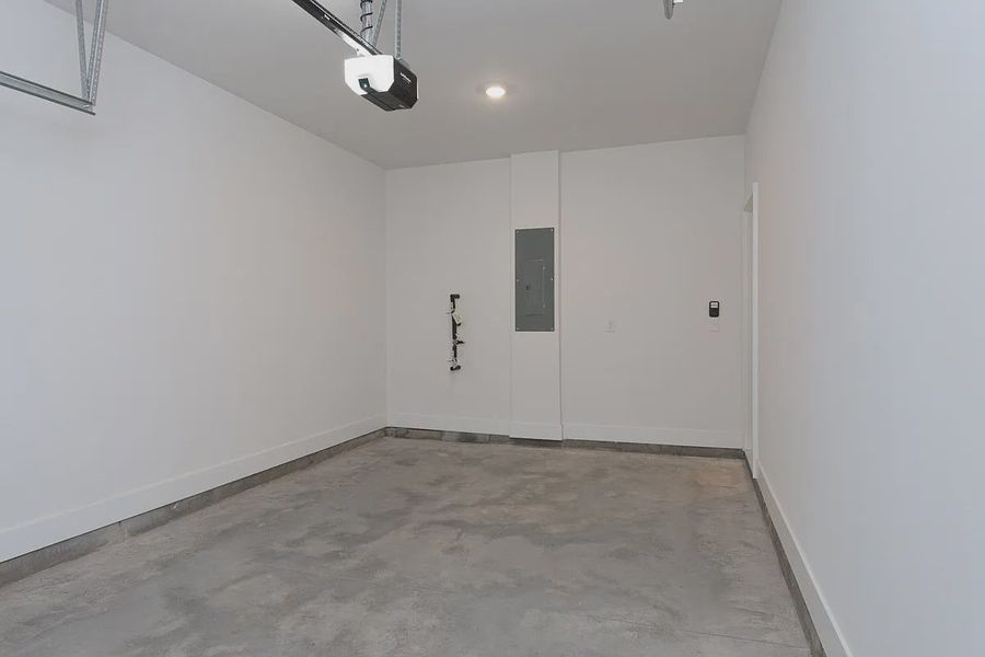 Representative unfurnished interior of a home built from the 1557 Townhome by Adams Homes in Parkstone Place Townhomes, Roebuck (Image 24).