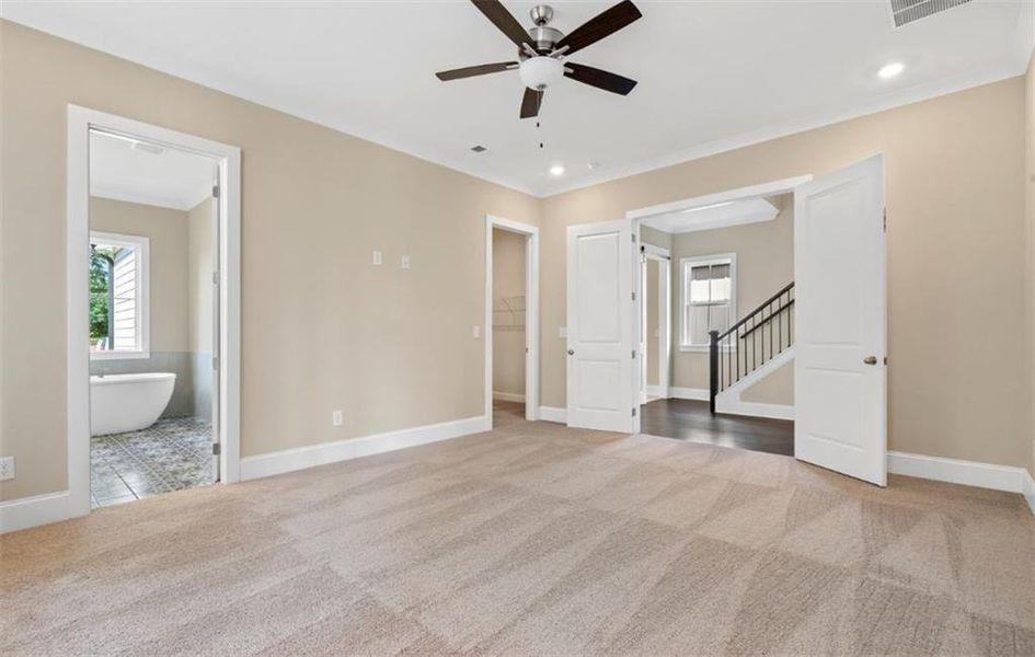 Spacious, unfurnished interior of a new home in Trove, Watkinsville (Image 9).
