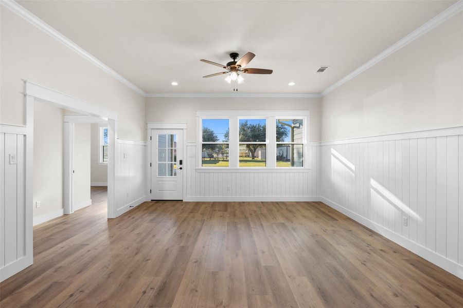 Spacious, unfurnished interior of a new home in , Franklin (Image 8).